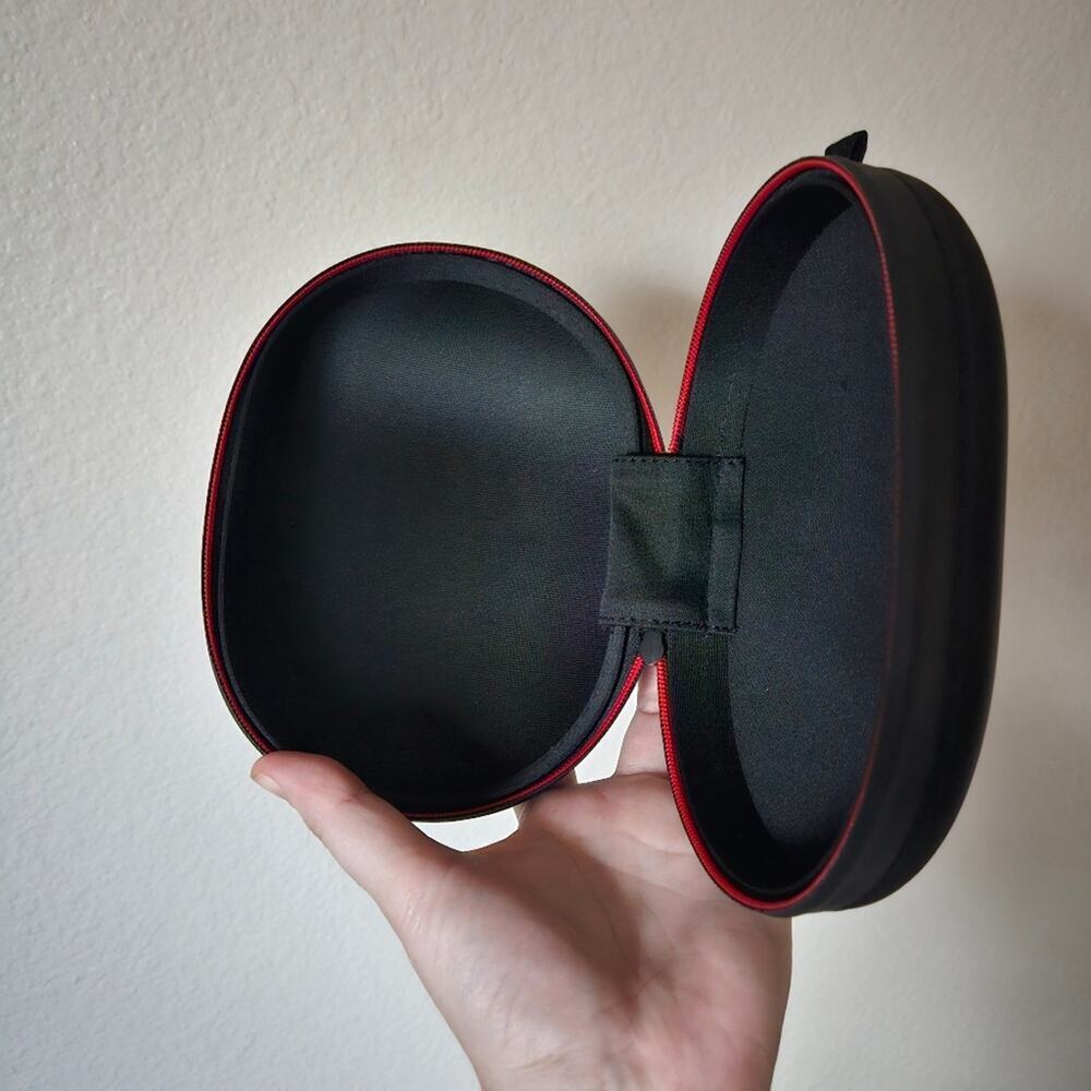 Beats Hardback Case - Picture 5 of 7
